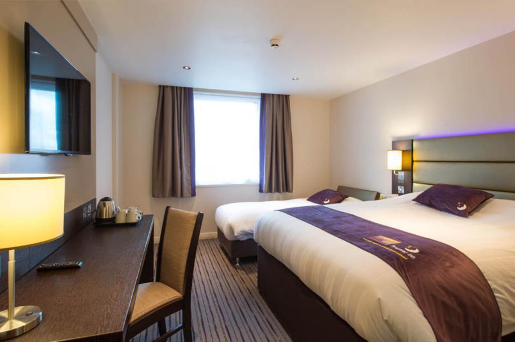 Premier Inn Southampton City Centre Номер фото