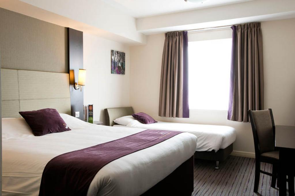 Premier Inn Southampton City Centre Номер фото